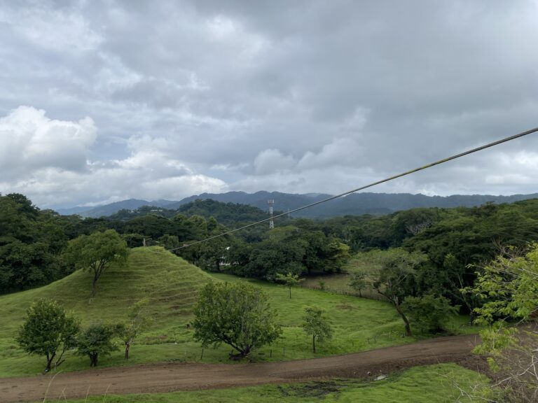 Ziplining Nosara